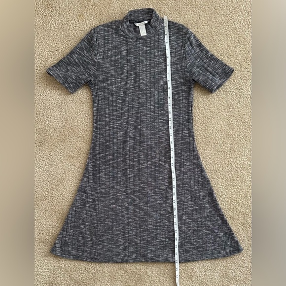 Forever 21 Dresses & Skirts - Forever 21 Heather Gray Knit Sweater Mini Dress Turtleneck Short Large 6 8